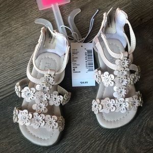 NWT, toddler sparkly sandals, size 4!!!
